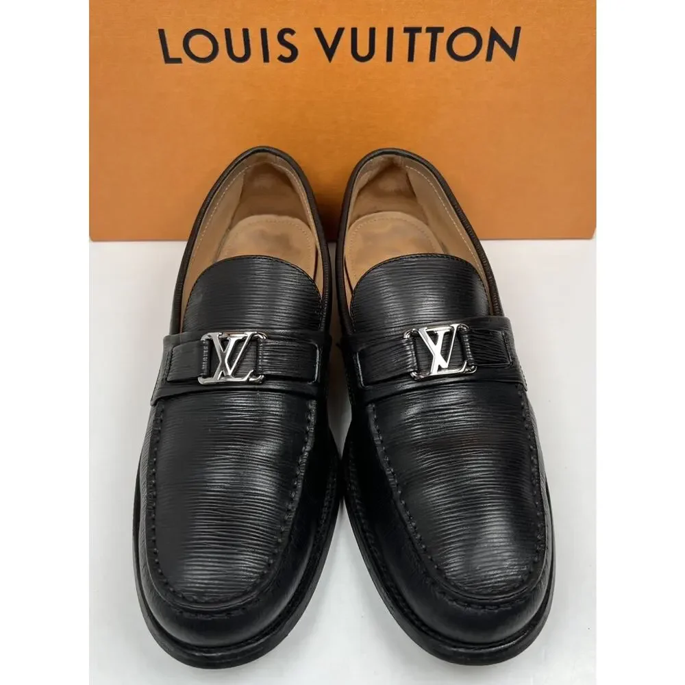 Size 7.5LV/8.5US- Louis Vuitton Major Loafer Epi Leather🖤 RETAIL $1,110! - Picture 2 of 9